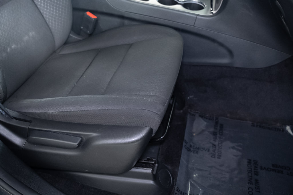 Used 2018 Jeep Grand Cherokee Laredo RWD image 27