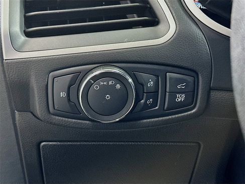 Used 2019 Ford Edge SEL w/ Equipment Group 201A image 11