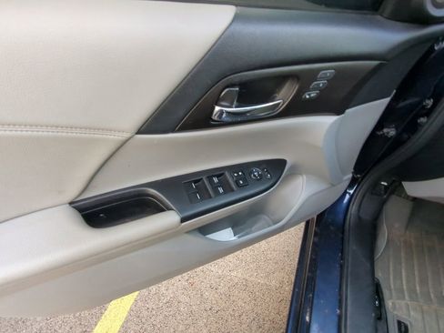 Used 2015 Honda Accord EX-L image 8