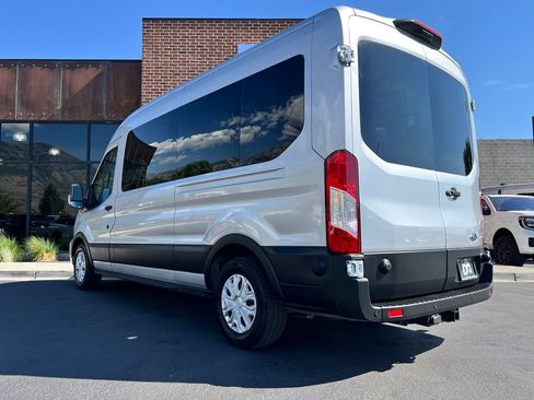 Used 2024 Ford Transit 350 XLT RWD image 4
