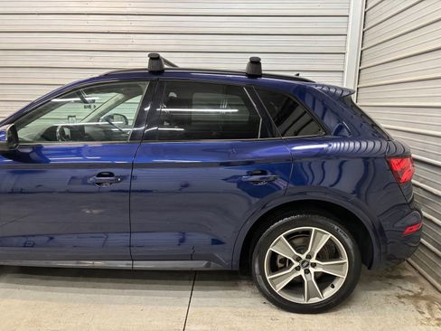 Used 2019 Audi Q5 2.0T Premium Plus w/ Premium Plus Package AWD/4WD image 5