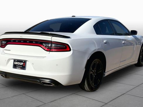 Used 2022 Dodge Charger SXT RWD image 13