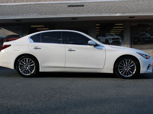 Used 2019 INFINITI Q50 Luxe w/ Essential Package (3.0T Luxe) image 20