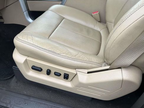 Used 2013 Ford F150 Lariat w/ Mid Equipment Group AWD/4WD image 16