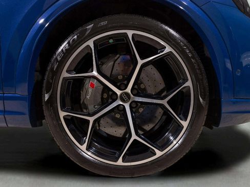 Used 2025 Audi RS Q8 performance image 40