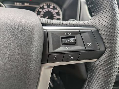 New 2026 Mitsubishi Outlander LE FWD image 23
