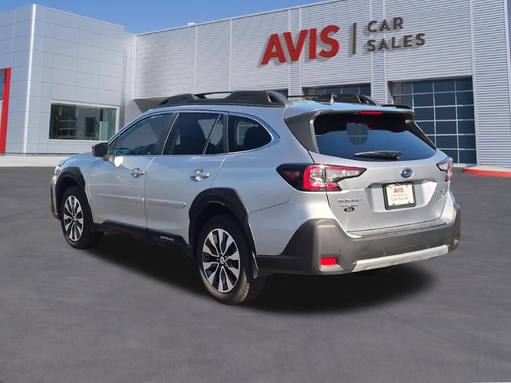 Used 2025 Subaru Outback Limited XT AWD/4WD image 9