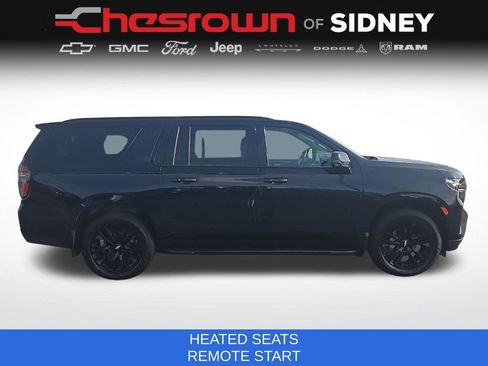 Used 2022 Chevrolet Suburban RST w/ Luxury Package AWD/4WD image 4