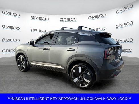 Certified 2025 Nissan Kicks SR FWD image 5