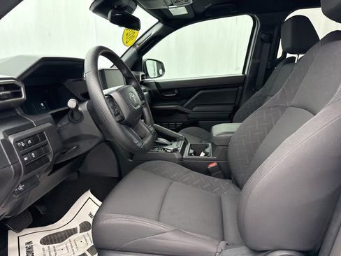Used 2024 Toyota Tacoma SR AWD/4WD image 15