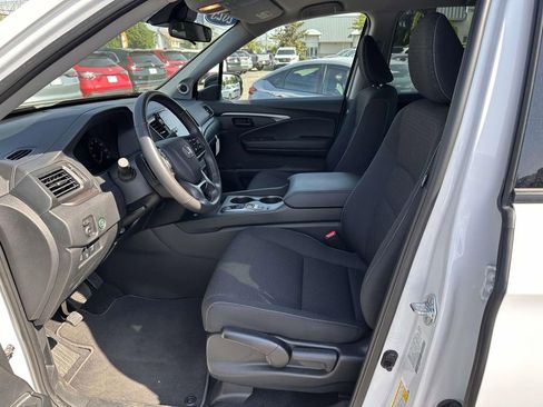 Certified 2025 Honda Ridgeline Sport+ image 11