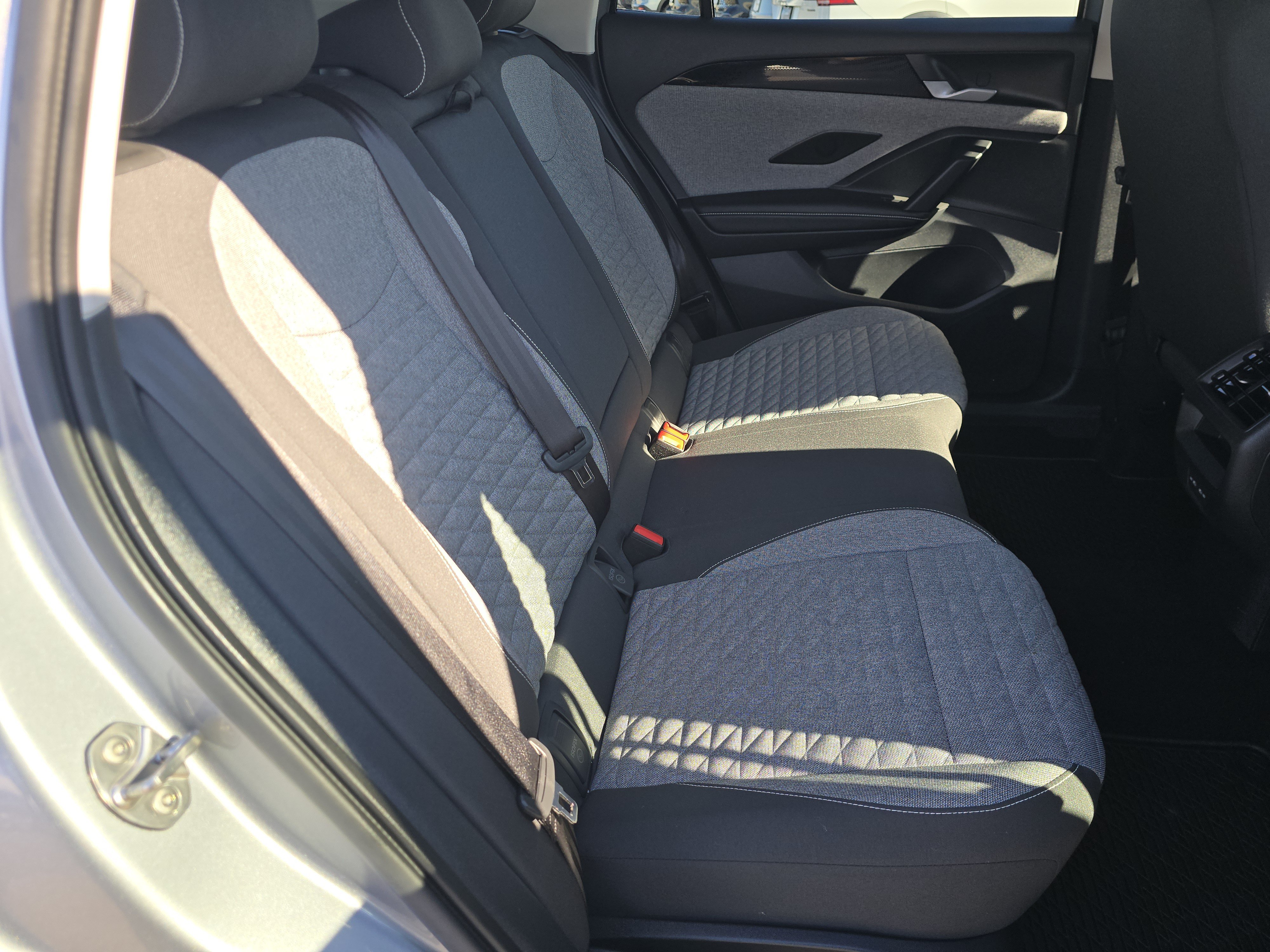 Certified 2025 Volkswagen Tiguan S AWD/4WD image 17