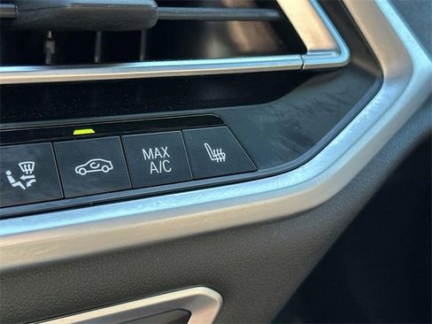 Used 2023 BMW X5 xDrive40i w/ Premium Package image 38