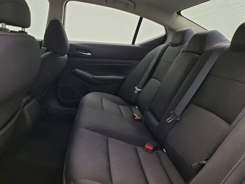 Used 2019 Nissan Altima 2.5 S FWD image 18