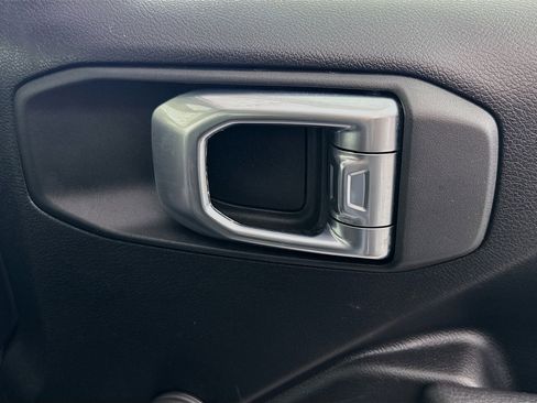 Used 2023 Jeep Wrangler Sport image 26