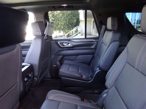 Used 2021 Chevrolet Tahoe RST w/ Luxury Package AWD/4WD image 20