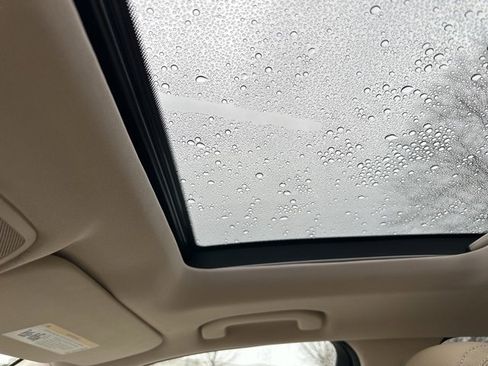 Used 2017 Mercedes-Benz GLE 350 image 22