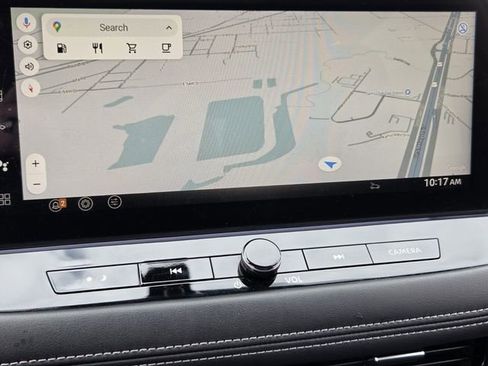 Used 2025 Nissan Rogue SL w/ Tech Package image 17