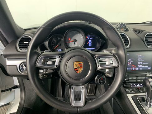 Used 2019 Porsche 718 Cayman S RWD image 18