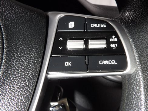 Used 2020 Kia Sorento AWD V6 image 23