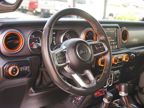 Used 2022 Jeep Gladiator Mojave w/ LED Lighting Group AWD/4WD image 12