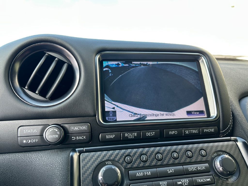 Used 2015 Nissan GT-R Black Edition AWD/4WD image 17