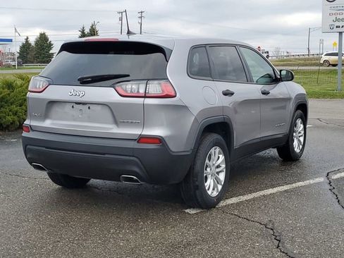 Used 2021 Jeep Cherokee Sport w/ Popular Appearance Group image 7