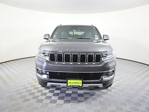 Used 2022 Jeep Wagoneer Series II AWD/4WD image 10