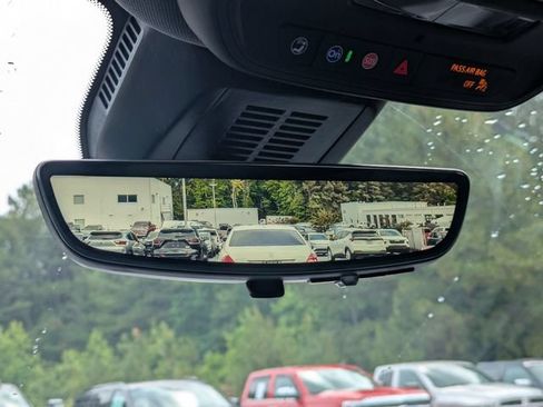 New 2026 Chevrolet Equinox LT w/ Safety and Technology Package FWD image 23