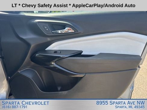 Used 2024 Chevrolet Trax LT FWD image 27