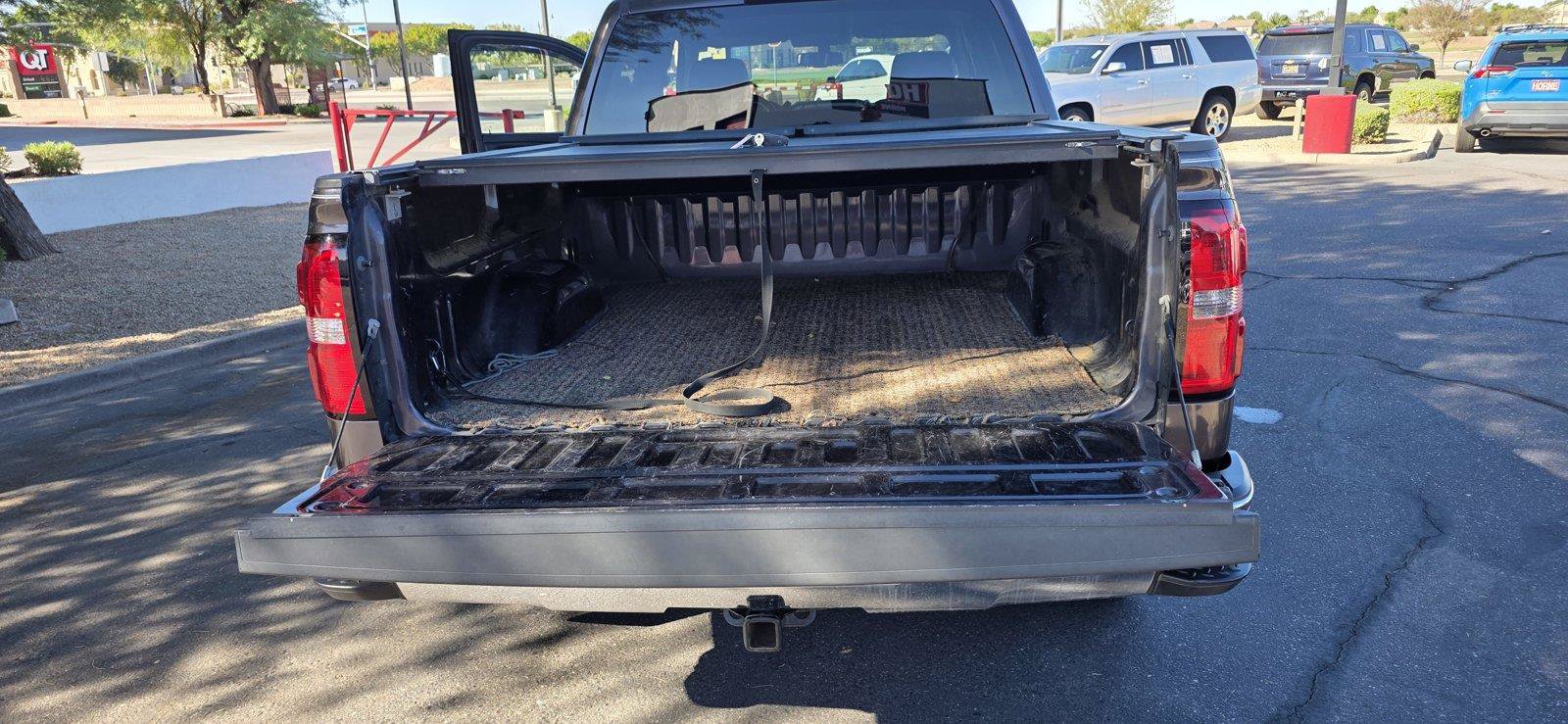 Used 2015 GMC Sierra 1500 SLE w/ SLE Value Package AWD/4WD image 9