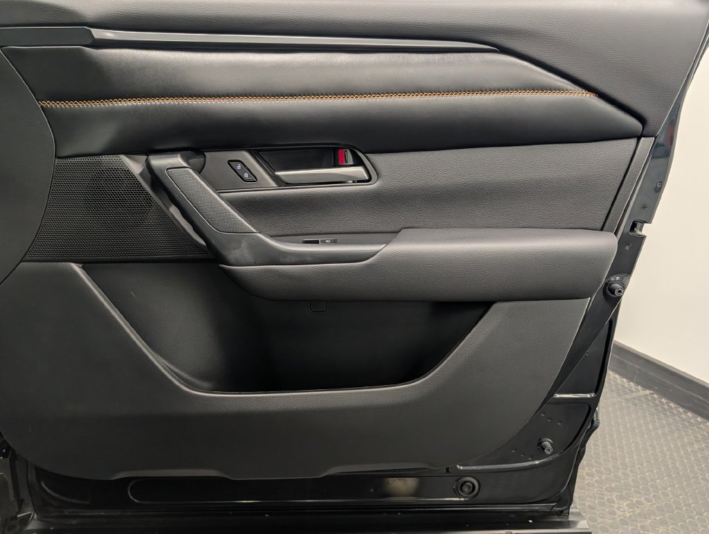 Used 2024 MAZDA CX-50 AWD 2.5 Turbo w/ Cargo Package image 36