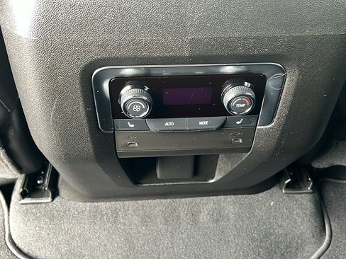 Certified 2025 Chevrolet Tahoe Z71 w/ Comfort Package image 19