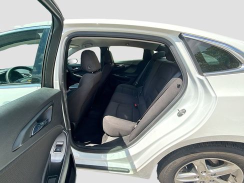 Used 2023 Chevrolet Malibu LS FWD image 25