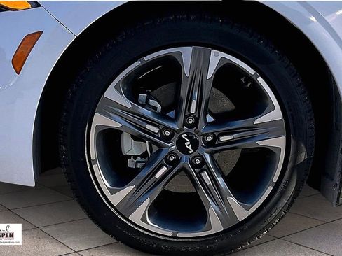 Used 2024 Kia K5 EX w/ EX Premium Package image 9