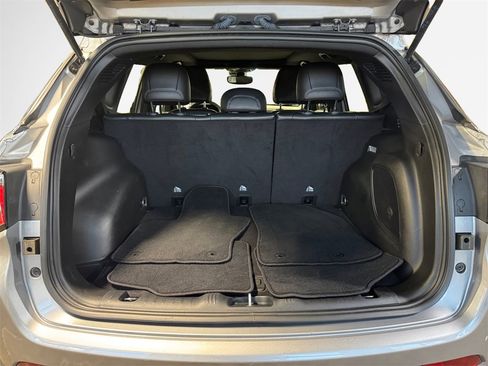 Used 2023 Jeep Compass Latitude w/ Sun and Sound Group image 25