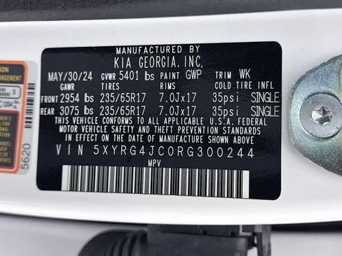 Certified 2024 Kia Sorento LX FWD image 38