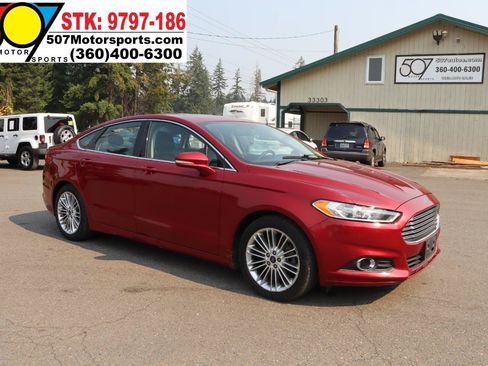 Used 2013 Ford Fusion SE FWD image 11