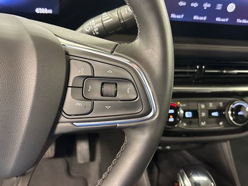 Used 2025 Buick Envista Sport Touring w/ Convenience I Package image 33