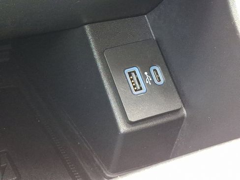 Certified 2022 Ford Edge SEL w/ Sport Appearance Package image 23