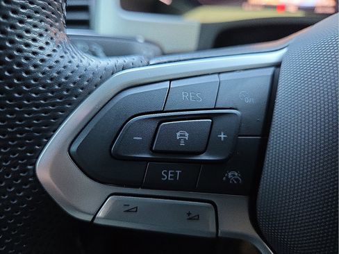 Used 2023 Volkswagen Atlas Cross Sport SEL Premium R-Line image 17