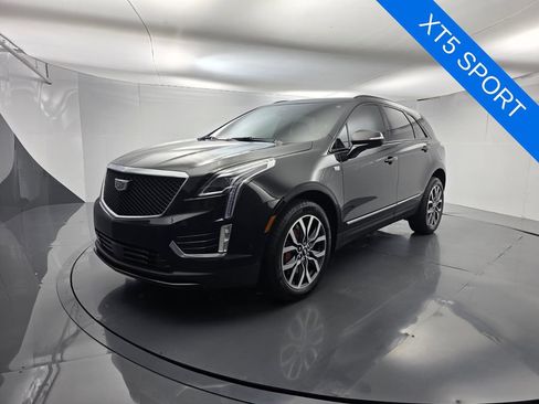 Used 2024 Cadillac XT5 Sportv w/ Technology Package AWD/4WD image 8