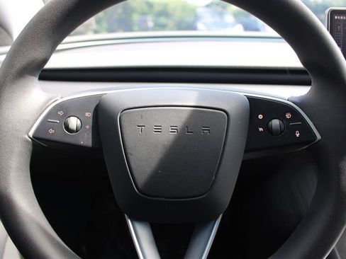 Used 2025 Tesla Model 3 Long Range RWD image 13