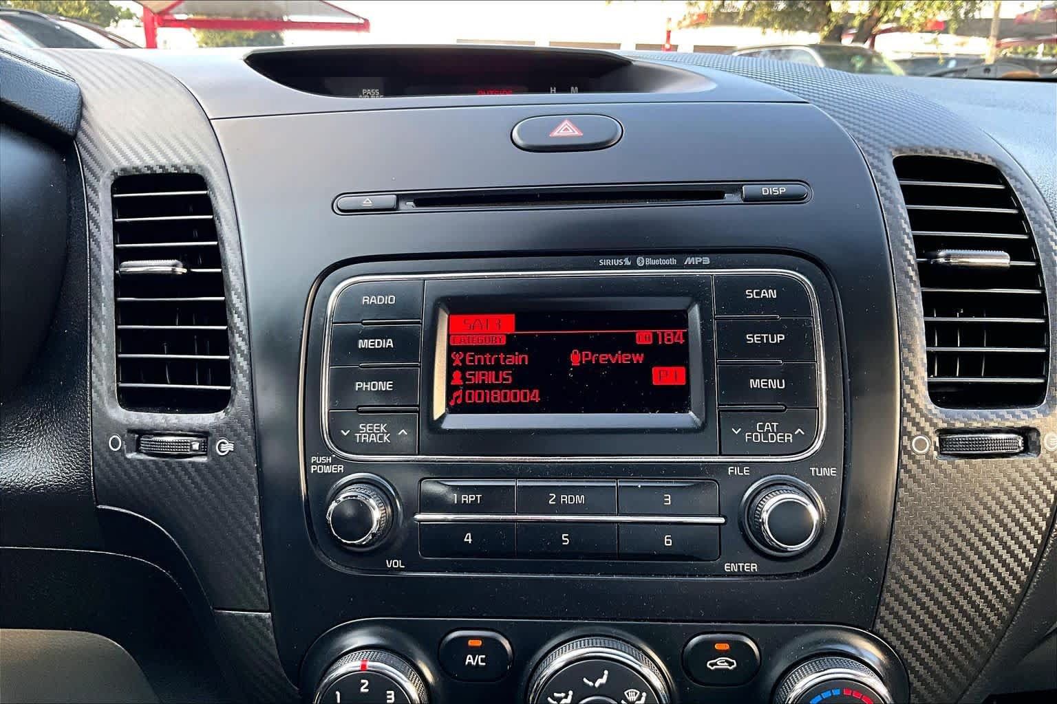 Used 2015 Kia Forte EX FWD image 30