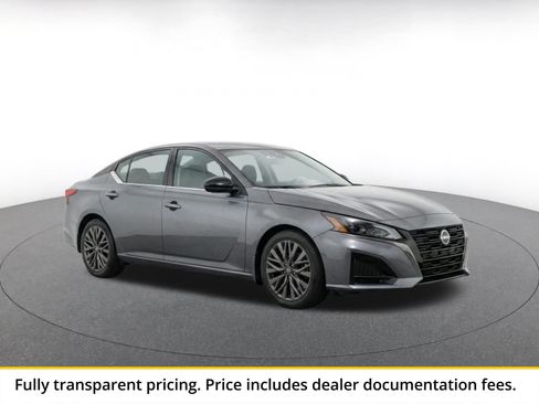 Used 2026 Nissan Altima 2.5 SV FWD image 1