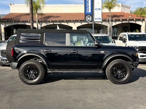 Certified 2022 Ford Bronco Wildtrak image 11