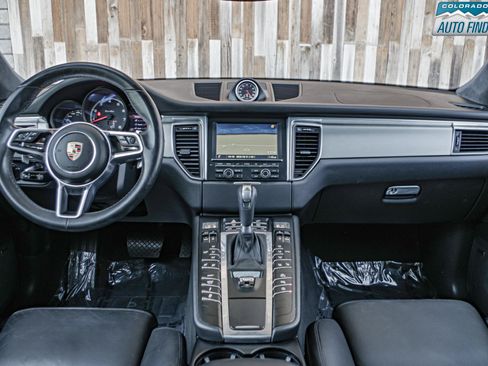 Used 2016 Porsche Macan Turbo AWD/4WD image 15