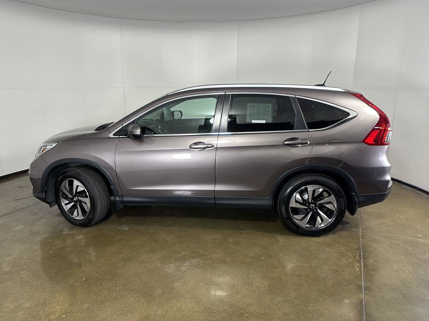 Used 2016 Honda CR-V Touring image 14