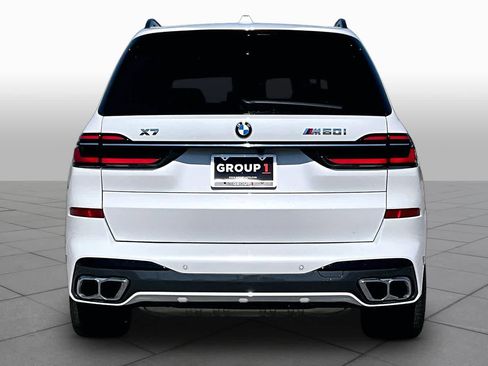 Used 2025 BMW X7 M60i AWD/4WD image 4