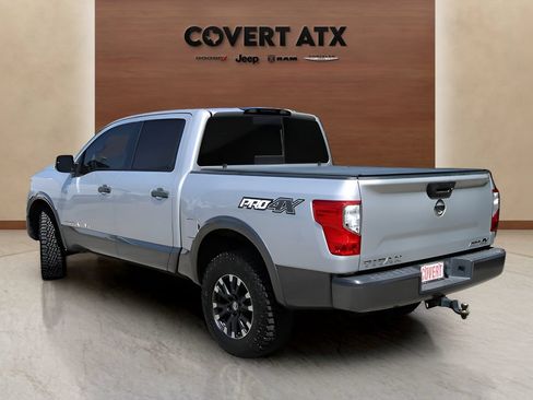 Used 2018 Nissan Titan PRO-4X AWD/4WD image 3